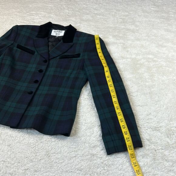 Y2K Kasper A.S.L. two piece skirt suit in blue and green plaid, size 4P - Picture 4 of 13